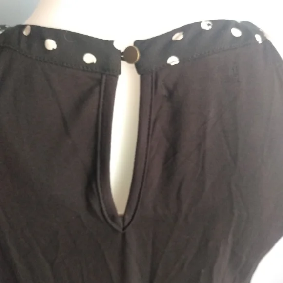 Maurices woman's size medium black and white polka dot blouse - Picture 5 of 6